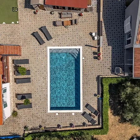 Villa Divinus
