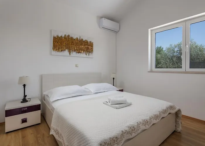 Divinus Villa